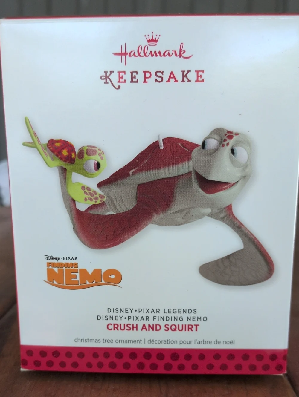 Hallmark 2013 *Finding Nemo Crush and Squirt* Ornament